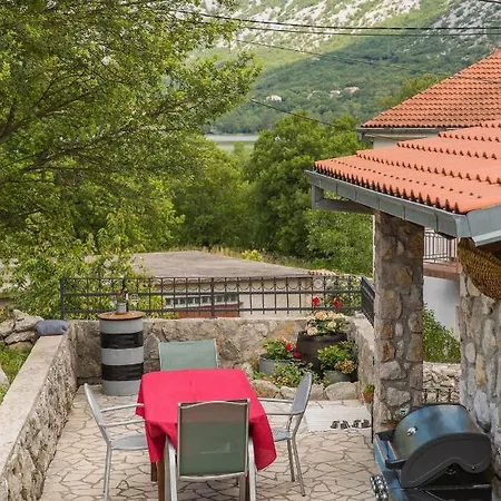 Old Stone House Holiday home Tribalj (Primorsko-Goranska)